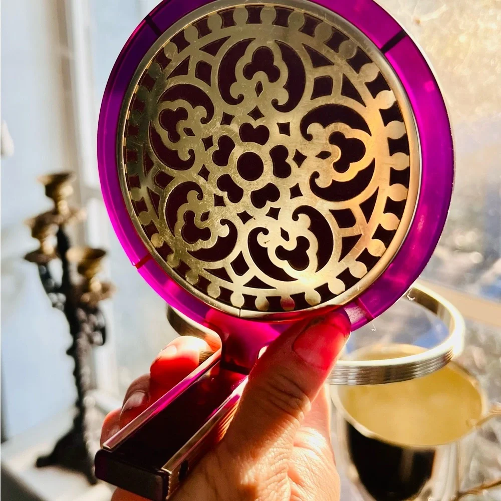 Shiseido vintage hand mirror in excellent condition